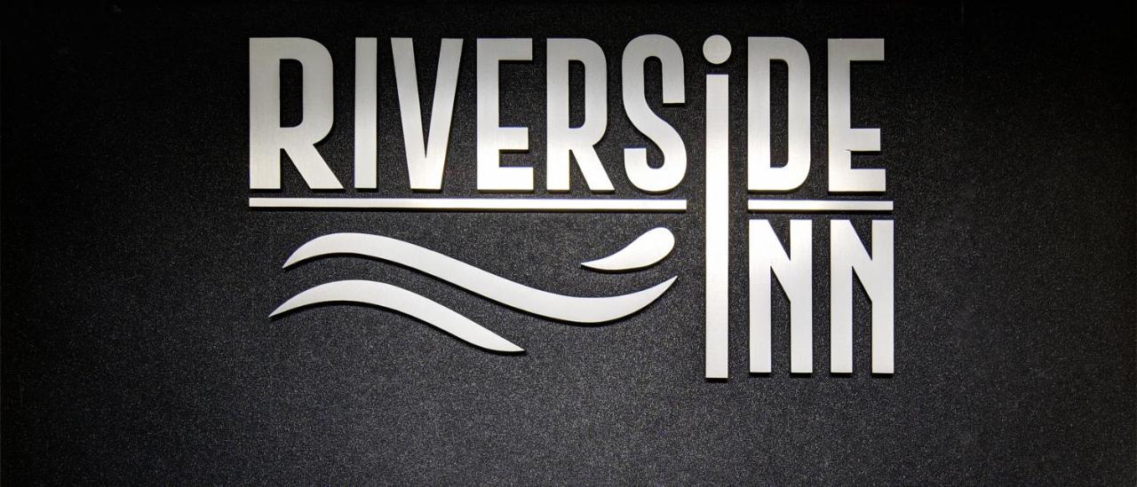 Riverside Inn - Dunaparti Szuteren Győr Eksteriør bilde